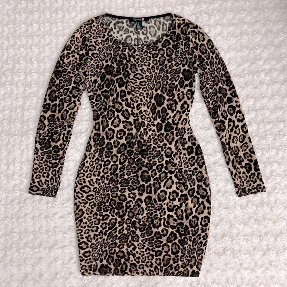 Forever 21 Leopard Mini Dress Long Sleeve Fitted